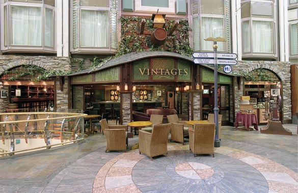 Royal Caribbean International Mariner of the Seas Interior Vintages Lounge 2.jpg